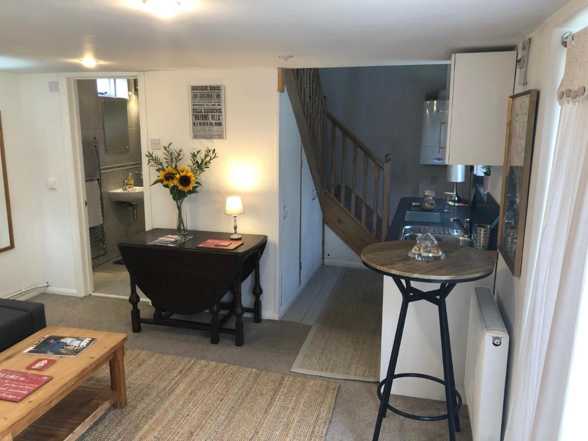 호셤 Kristina'S Coach House 아파트 외부 사진